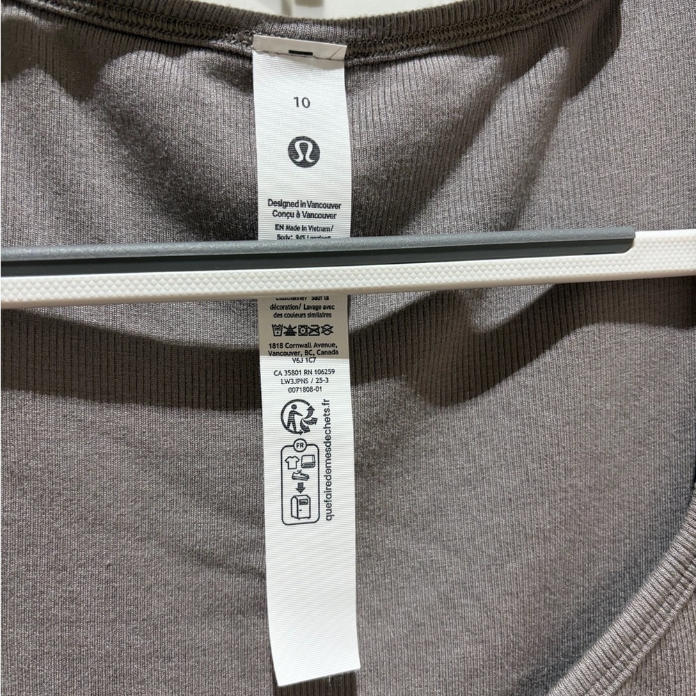 Lululemon Hold Tight Sweetheart Short-Sleeve~ size 10 - Picture 5 of 6
